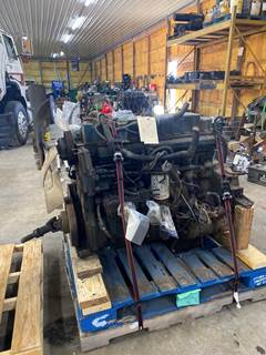 #208 1997 International DT466E Engine