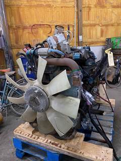 #631 2005 International DT466E Engine