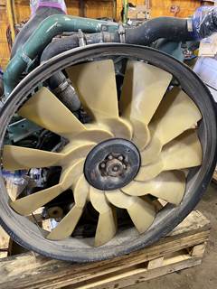 #1233 2015 Volvo D13 425HP with jakes Engine