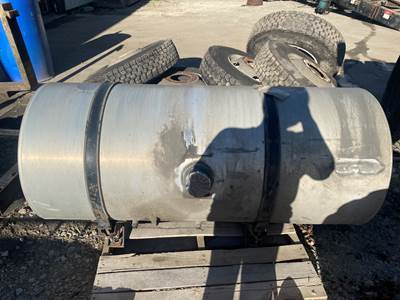 #117 2014 International 125 gallon Fuel Tank