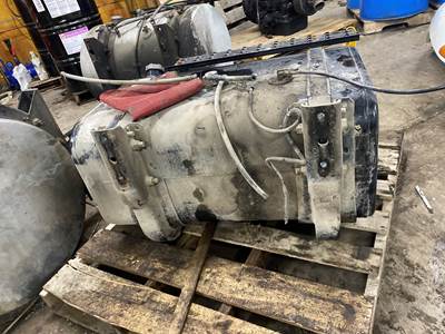 #1002 2004 International 4200 55-GALLON Fuel Tank