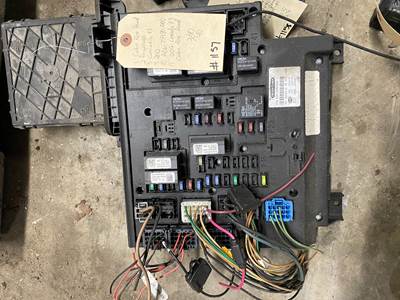#1157 2012 Freightliner Cascadia 113 Fuse Box