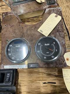 #986 2004 International IH4200 Gauge