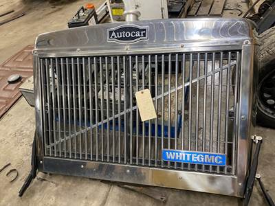 #203 1990 WhiteGMC WG Grille