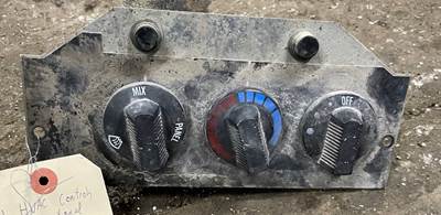 #2091 1988 International 4300 Heater / AC Temp Control