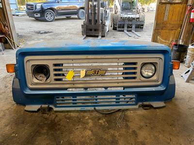#889 1988 Chevrolet C70 Hood