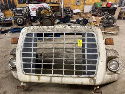 #544 1980 Ford L8000 Hood