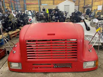 #1131 1999 International 8100 Hood- red