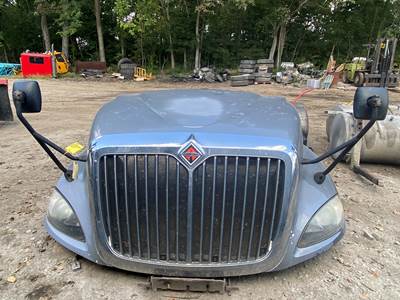 #828 2012 International ProStar Hood