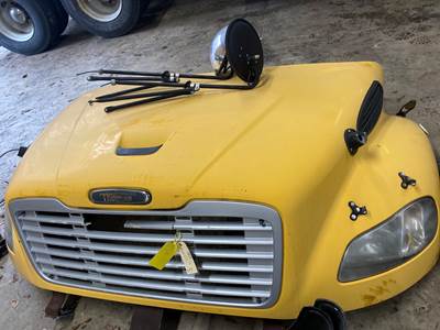 #979 2009 Thomas B2 Hood