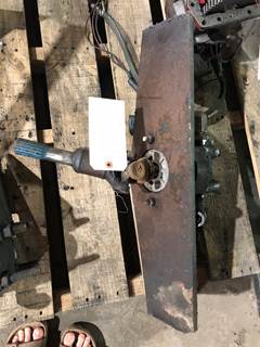 1995 Unmarked Hydraulic Pump