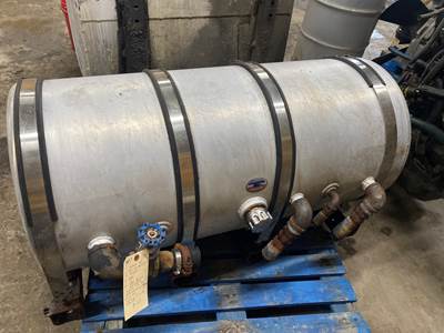 #387 2004 Unmarked Hydraulic Tank
