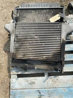 #840 2009 Nissan UD diesel Radiator