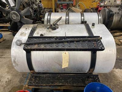 #388 2004 International Step