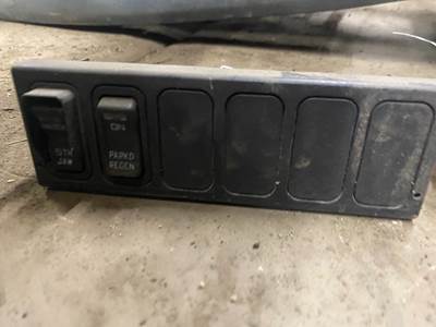 #1615 2015 International ProStar Switch