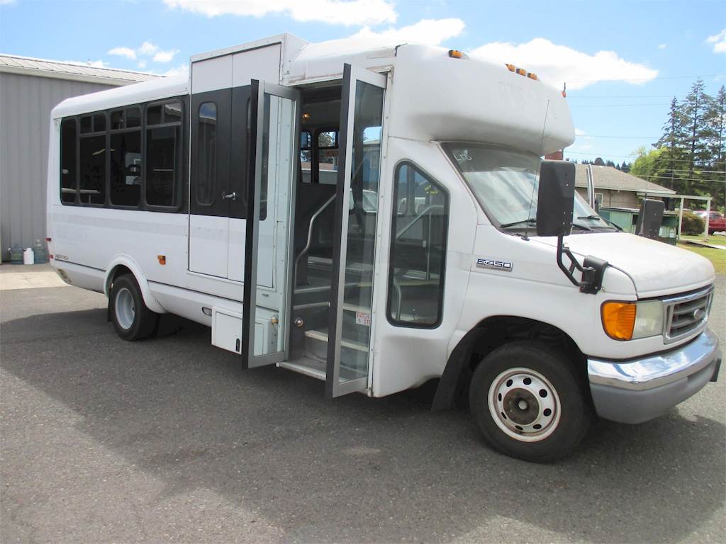 Ford Passenger Van >> 2006 Ford E 450 Passenger Van For Sale 248 118 Miles Boring Or Ford Passenger Van >> 2006 Ford E 450 Passenger Van For Sale 248 118 Miles Boring Or
