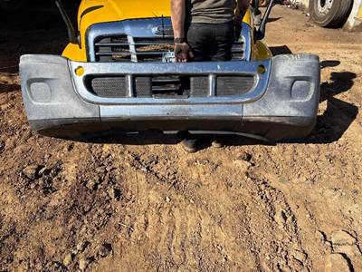 Freightliner Cascadia Front Bumper