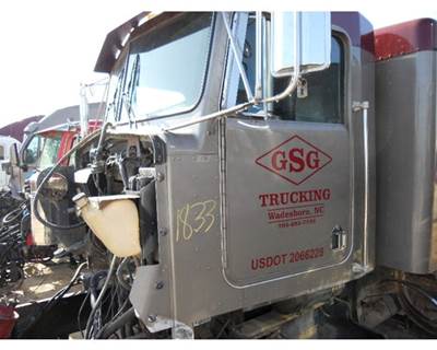 Kenworth T800 Cab Assembly