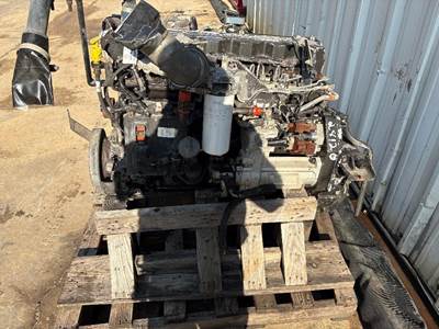 Cummins ISB Engine for a Kenworth T300