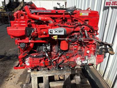 Cummins Engine for a International LT625