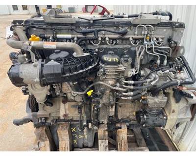 Detroit DD15 Engine for a Freightliner Cascadia