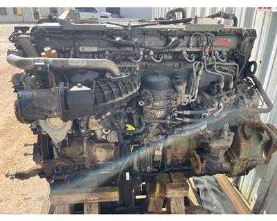 Detroit DD15 Engine for a Freightliner Cascadia