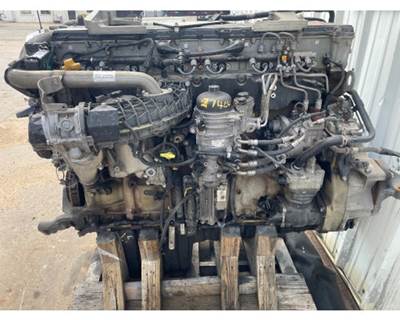 Detroit DD15 Engine for a Freightliner Cascadia