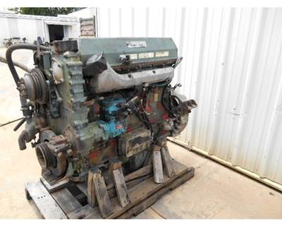 Detroit Series 60 11.1L Engine for a Freightliner FLA63