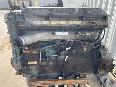 Detroit Series 60 12.7L Engine for a Freightliner CENTURY