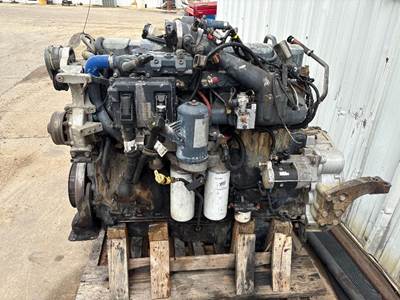 Mack AC380/410 Engine for a Mack CHN613