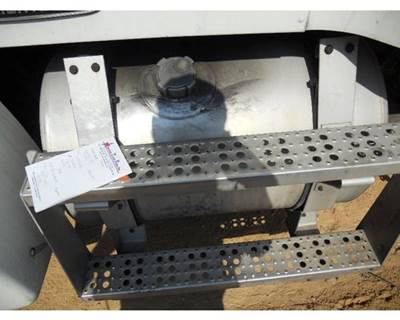 Freightliner FLD112 Fuel Tank