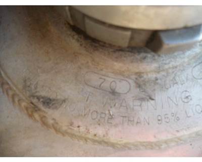 Freightliner FLD132 Fuel Tank for a Freightliner FLD132064T CLASSIC