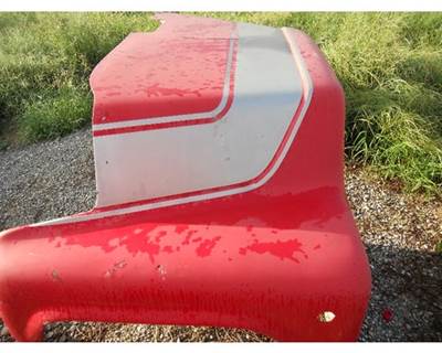 Ford L9000 Hood