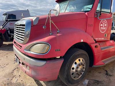 Freightliner Columbia Hood