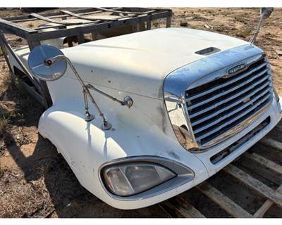 Freightliner Columbia Hood