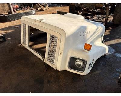 1999 International 2600 Series Hood