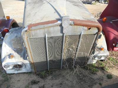Kenworth T600 Hood for a Kenworth T 600
