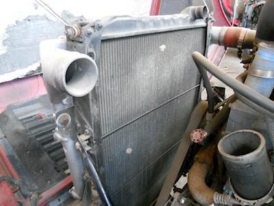 Mack CX600 Radiator