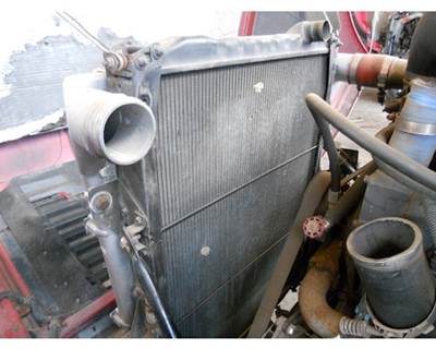 Mack CX600 Radiator