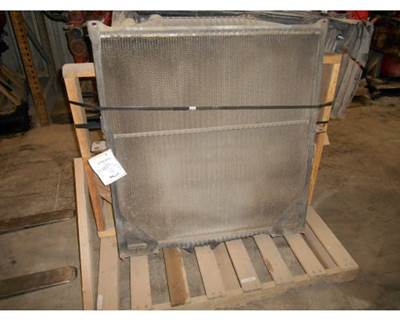 Volvo VNL Radiator