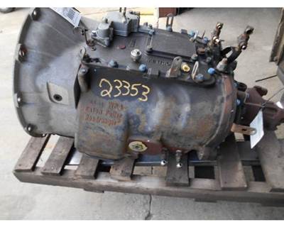 Fuller FR15210B Transmission for a Freightliner Cascadia