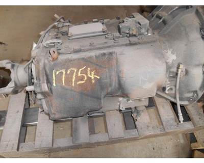 Fuller FRO15210B Transmission for a Kenworth T2000