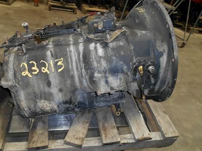 Fuller FRO16210B Transmission for a Kenworth T800