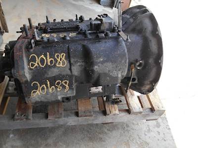 Fuller FRO16210C Transmission for a Kenworth T660