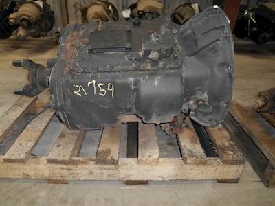 Fuller FRO17210C Transmission for a Kenworth T2000