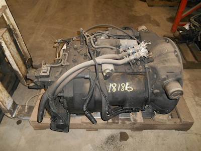 Fuller RTAO16710C-AS Transmission for a Volvo VNL