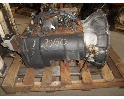 Fuller RTAO16710C-AS Transmission for a Kenworth T2000