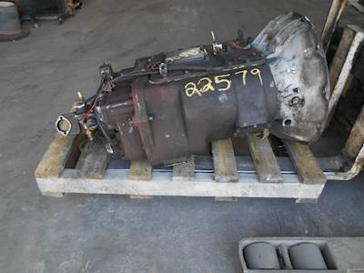 Fuller RTLO14610B Transmission for a Freightliner FLD120