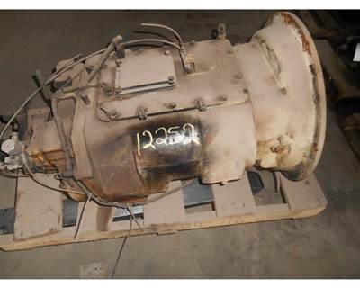 Fuller RTLO15610B Transmission for a Kenworth T 600