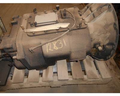 Fuller RTLO15610B Transmission for a Kenworth T 600